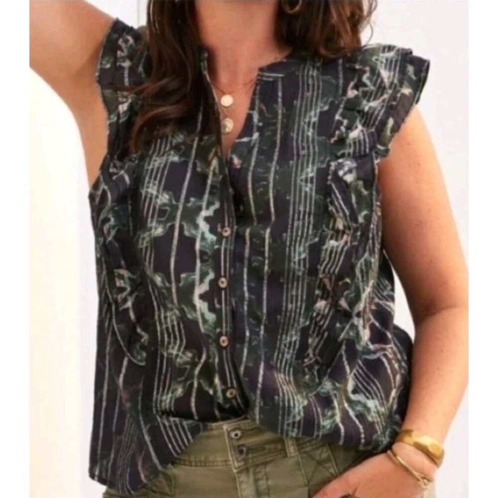 Pilcro Urban Outfitters Button Front Ruffle Blouse  Metallic Sleeveless